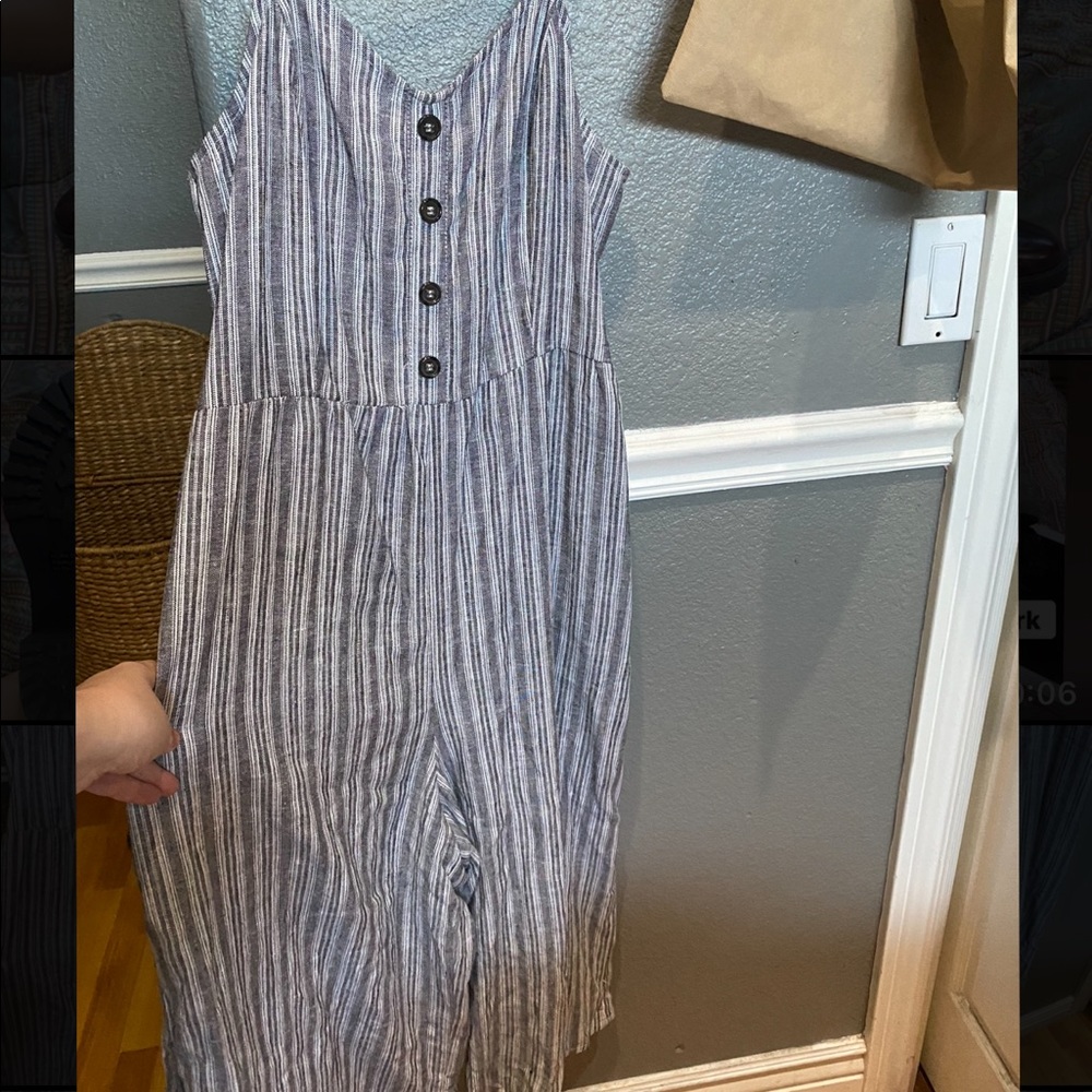 JUMPSUIT